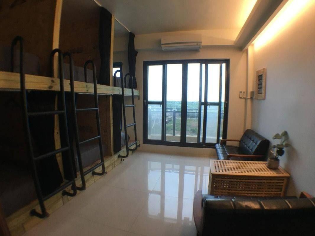 Wave Backpackers Hostel Toucheng Bagian luar foto